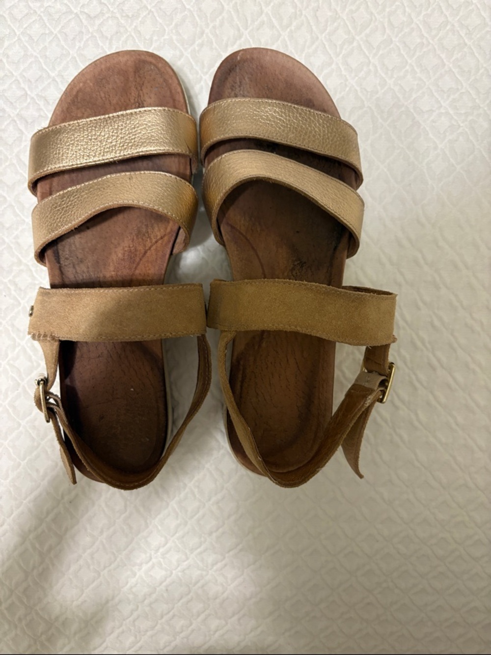 UGG Gold Metallic and Tan Suede Strap Sandals